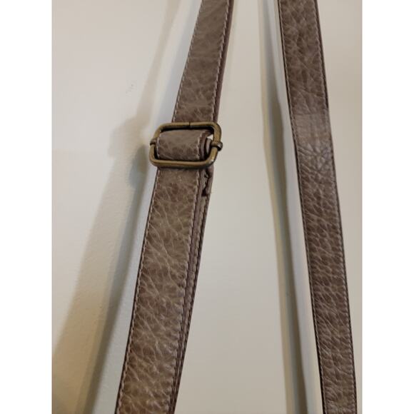 Nu G Women Shoulder Crossbody Bag Studded Pebbled Finish Adjustable Strap Taupe - Picture 15 of 15